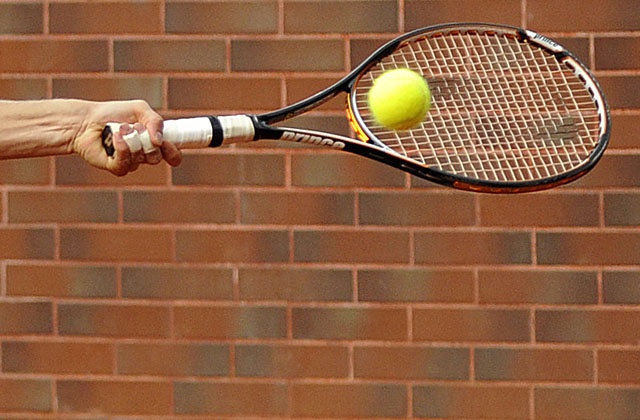 Szczecinianin Marcin Matkowski i Mariusz Fyrstenberg z Warszawy awansowali do ćwierćfinału wielkoszlemowego Australian Open.