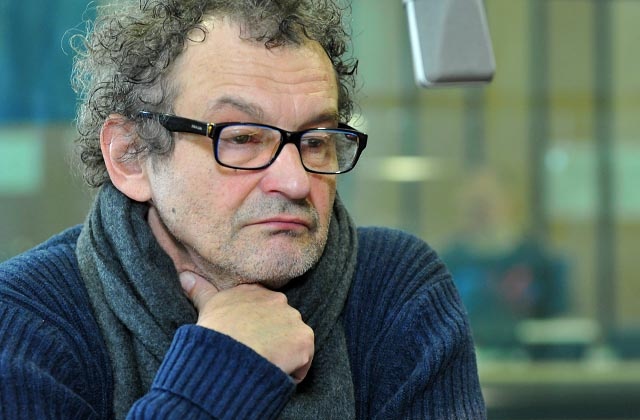 - Teatr ma w sobie coś z domu - mówi Andrzej Poniedzielski, poeta i autor tekstów piosenek, który przyjechał do Szczecina na 15. urodziny kabaretowej sceny Teatru Polskiego. Dziś był gościem Radia Szczecin.