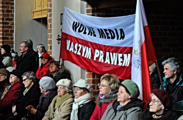 Marsz w obronie wolnych mediów w Szczecinie [ZDJĘCIA]