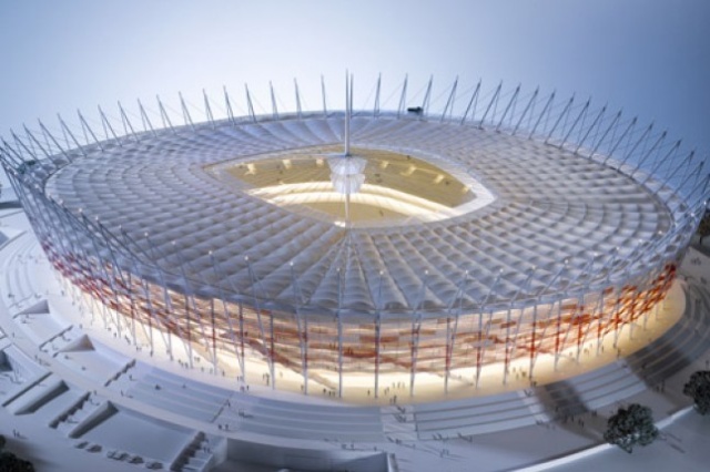 Rosyjscy kibice uzgodnili z urzędnikami warszawskiego ratusza szczegóły zorganizowanego przejścia fanów rosyjskiej reprezentacji na Stadion Narodowy. We wtorek Polacy zagrają na nim właśnie z Rosją.