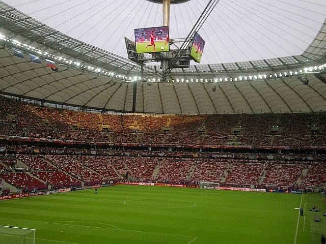 Macie całą infrastrukturę i wspaniały Stadion Narodowy - stwierdził goszczący w Warszawie szef FIFA Sepp Blatter.