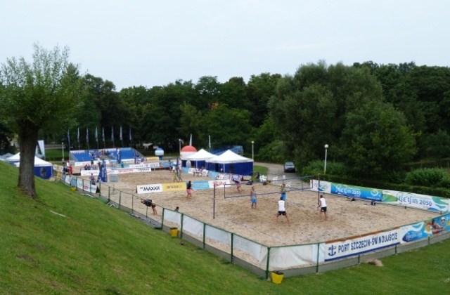 Nie nad morzem, a w mieście. To ich debiut