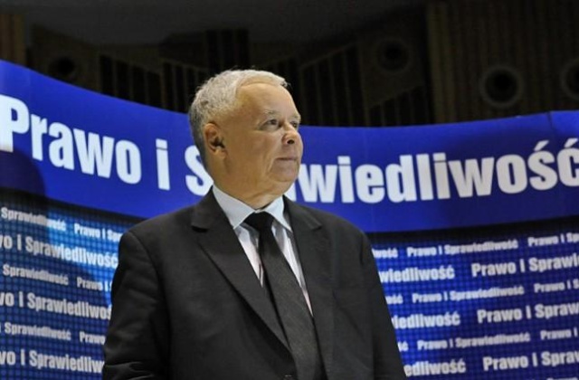 Wniosek o postawienie przed Trybunałem Stanu Zbigniewa Ziobry i Jarosława Kaczyńskiego złożyli politycy PO. Ich zdaniem, szef PiS złamał prawo powołując, jeszcze jako premier, Międzyresortowy Zespół ds. Zwalczania Przestępczości Zorganizowanej i Zwalczania Przestępczości Kryminalnej.