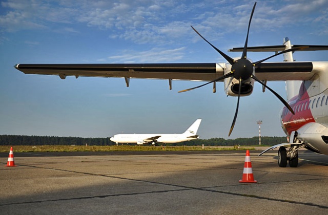 Chętni na rozbudowę lotniska do połowy grudnia