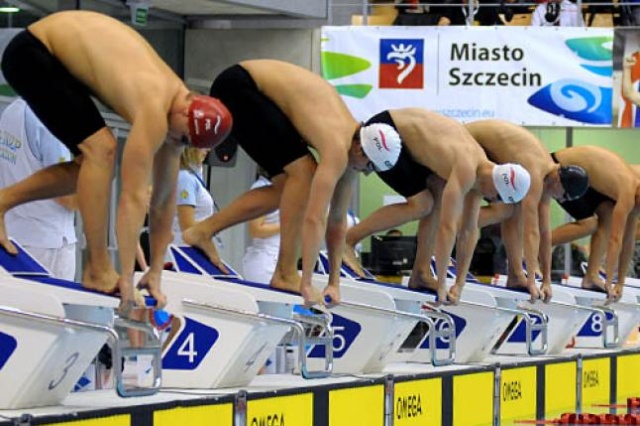 Zawodnik MKP Szczecin zajął czwarte miejsce w pływaniu na krótkim basenie na dystansie 1500 metrów stylem dowolnym we francuskim Chartres.