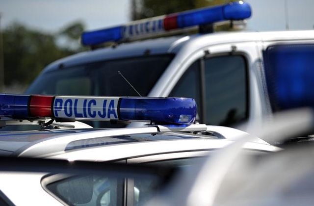 Puławscy policjanci uratowali życie kompletnie pijanej 13-latce. Dziewczyna leżała nieprzytomna na śniegu. W szpitalu okazało się, że we krwi miała ponad dwa promile alkoholu.