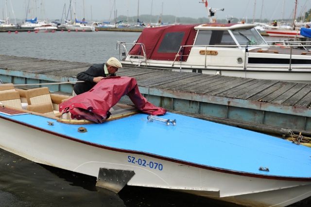 Taxi wodne. Fot. Łukasz Szełemej [Radio Szczecin] Wodna taksówka kursuje po Odrze [ZDJĘCIA]