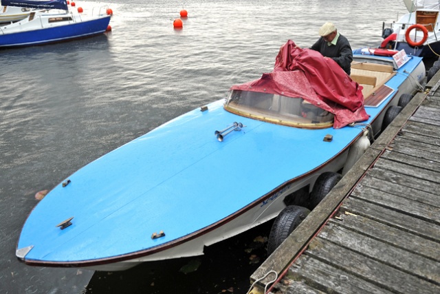 Taxi wodne. Fot. Łukasz Szełemej [Radio Szczecin] Wodna taksówka kursuje po Odrze [ZDJĘCIA]