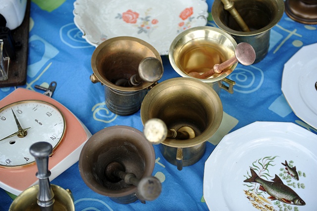 Pchli targ przy ul. Celnej. Fot. Łukasz Szełemej [Radio Szczecin] Pierwszy pchli targ w Szczecinie [ZDJĘCIA]