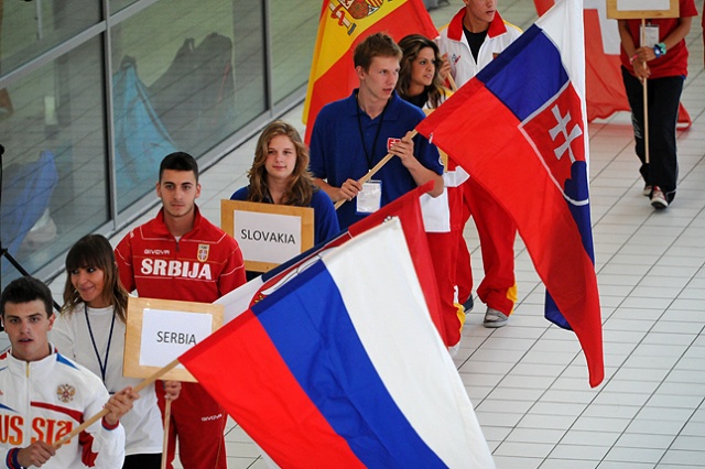 Mistrzostwa Europy w Szczecinie. Ponad dwustu zawodników z 23 krajów powalczy o tytuł najlepszego juniora starego kontynentu w pływaniu z płetwami. Fot. Łukasz Szełemej [Radio Szczecin] ME w Szczecinie. Zawody uroczyście rozpoczęte [ZDJĘCIA]