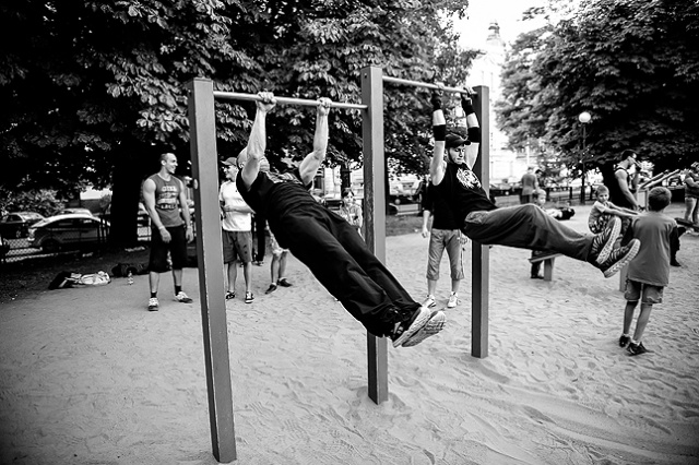 Street Workout Szczecin - fot. Łukasz Szełemej [Radio Szczecin] Jedyna taka grupa w Szczecinie [ZDJĘCIA, WIDEO]