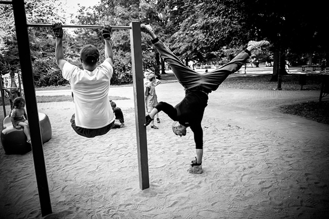 Street Workout Szczecin - fot. Łukasz Szełemej [Radio Szczecin] Jedyna taka grupa w Szczecinie [ZDJĘCIA, WIDEO]