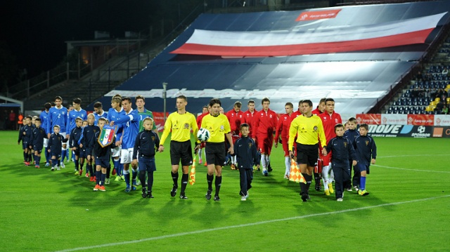 Polska - Włochy. Fot. Łukasz Szełemej [Radio Szczecin] U20: Polacy ulegli Włochom [DUŻO ZDJĘĆ]
