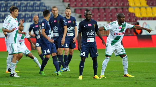 Pogoń Szczecin zremisowała z Lechią Gdańsk 1:1 w meczu 7. kolejki piłkarskiej ekstraklasy. Fot. Łukasz Szełemej [Radio Szczecin] Uratowali remis w ostatniej minucie [ZDJĘCIA, WIDEO]
