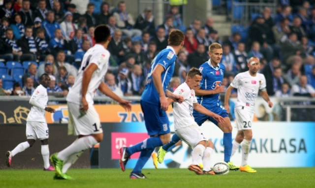 Piłkarze Pogoni Szczecin wygrali w Poznaniu z Lechem 2:1 w 8. kolejce ekstraklasy. Fot. T-Mobile Ekstraklasa/x-news. Poznań zdobyty! Pogoń lepsza od Lecha [WIDEO, ZDJĘCIA]