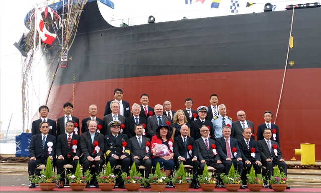 Masowiec "Tatry" wybudowany w japońskiej stoczni dla Polskiej Żeglugi Morskiej - odebrany i ochrzczony. Fot. Piotr Sawiński [Radio Szczecin] Masowce w komplecie. "Tatry" odebrane [DUŻO ZDJĘĆ, WIDEO]