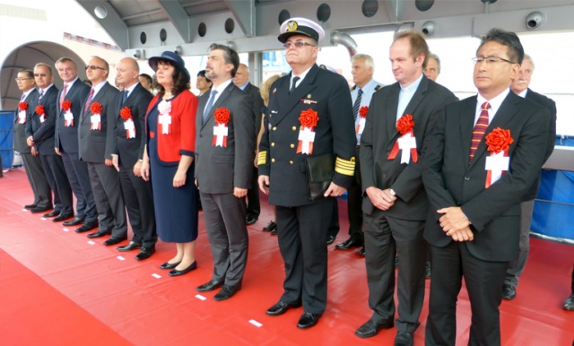 Masowiec "Tatry" wybudowany w japońskiej stoczni dla Polskiej Żeglugi Morskiej - odebrany i ochrzczony. Fot. Piotr Sawiński [Radio Szczecin] Masowce w komplecie. "Tatry" odebrane [DUŻO ZDJĘĆ, WIDEO]