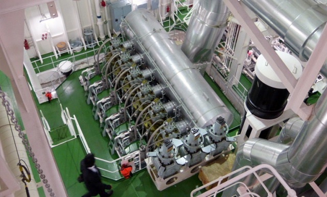 Masowiec "Tatry" wybudowany w japońskiej stoczni dla Polskiej Żeglugi Morskiej - odebrany i ochrzczony. Fot. Piotr Sawiński [Radio Szczecin] Masowce w komplecie. "Tatry" odebrane [DUŻO ZDJĘĆ, WIDEO]