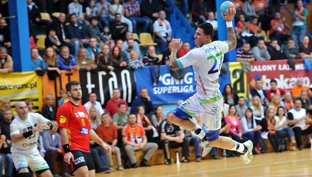 Piłkarze ręczni drużyny Gaz-System Pogoni Szczecin nadal niepokonani w Superlidze. Fot. Łukasz Szełemej [Radio Szczecin] Pogoń Gaz-System wciąż niepokonana [ZDJĘCIA]