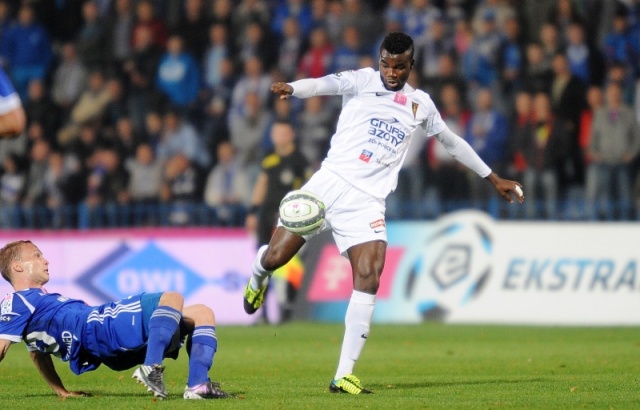 Pogoń Szczecin zremisowała w Chorzowie z Ruchem 1:1 w meczu kończącym 12. kolejkę piłkarskiej ekstraklasy. Fot. T-Mobile Ekstraklasa/x-news Remis w Chorzowie. Tylko Pogoń bez porażki na wyjeździe [WIDEO, ZDJĘCIA, RELACJA]