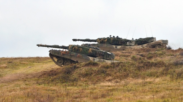Oddziały polskie - czołgi Leopard. Fot. Artur Zakrzewski [MON] Tysiące żołnierzy ćwiczyło w powietrzu, na morzu i lądzie [WIDEO, ZDJĘCIA]