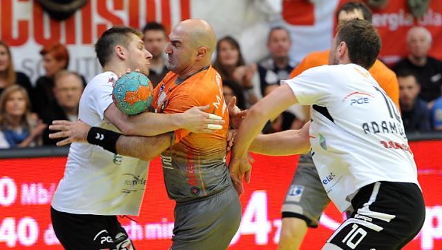 Fot. Łukasz Szełemej [Radio Szczecin] Twierdza Szczecin nie zdobyta. GAZ-SYSTEM Pogoń Szczecin wygrała ze Stalą Mielec [ZDJĘCIA]