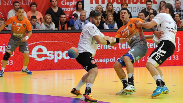 Fot. Łukasz Szełemej [Radio Szczecin] Twierdza Szczecin nie zdobyta. GAZ-SYSTEM Pogoń Szczecin wygrała ze Stalą Mielec [ZDJĘCIA]