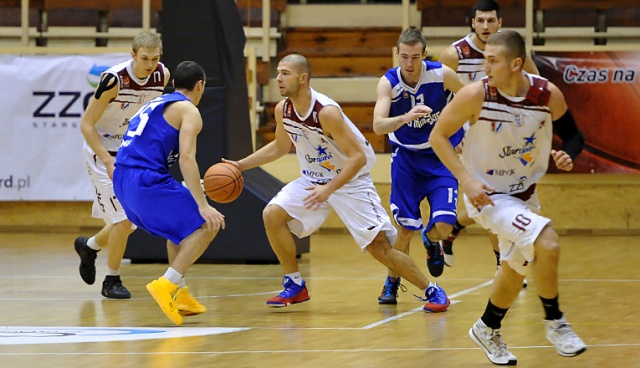 Koszykarze Spójni Stargard Szczeciński awansowali do finałowego turnieju Intermarche Basket Cup. Fot. Łukasz Szełemej [Radio Szczecin] Spójnia pokonała Wilki i awansowała do finału [ZDJĘCIA]