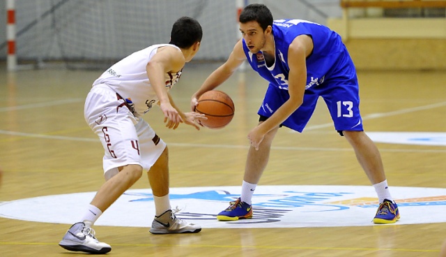Koszykarze Spójni Stargard Szczeciński awansowali do finałowego turnieju Intermarche Basket Cup. Fot. Łukasz Szełemej [Radio Szczecin] Spójnia pokonała Wilki i awansowała do finału [ZDJĘCIA]