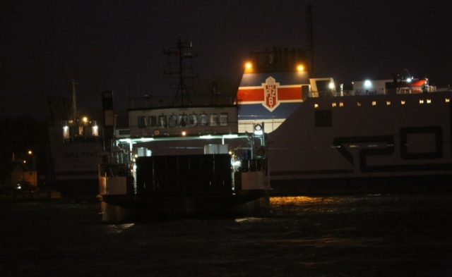 W Świnoujściu działa sztab kryzysowy. Fot. Sławomir Ryfczyński, iswinoujscie.pl Huragan nad morzem. "Ksawery" daje się we znaki [ZDJĘCIA, WIDEO]