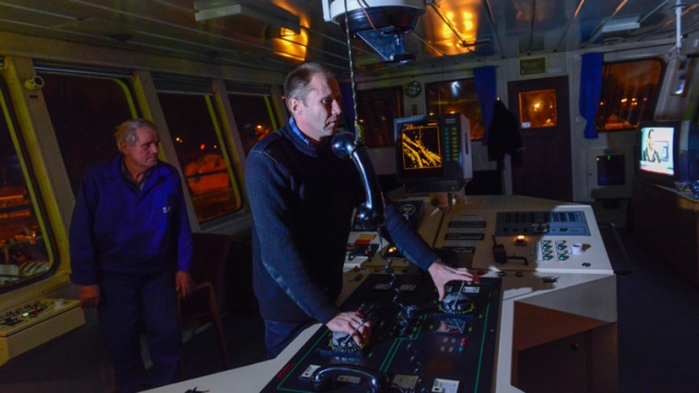 Przeprawy promowe w Świnoujściu fukcjonują normalnie. Fot. Jarosław Gaszyński [Radio Szczecin] Huragan nad morzem. "Ksawery" daje się we znaki [ZDJĘCIA, WIDEO]