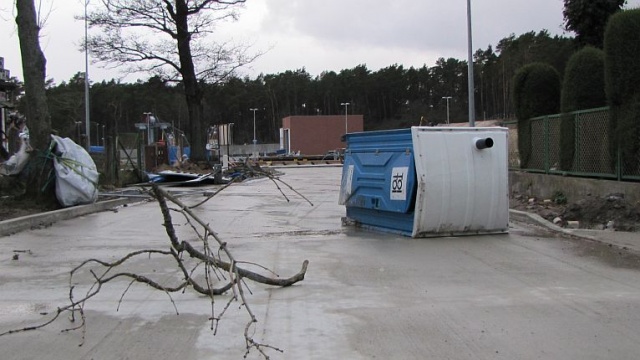 Mrzeżyno. Około godziny 15.30. Fot. Michał Ostrowski [Radio Szczecin] Huragan nie odpuszcza na wybrzeżu [ZDJĘCIA, WIDEO]