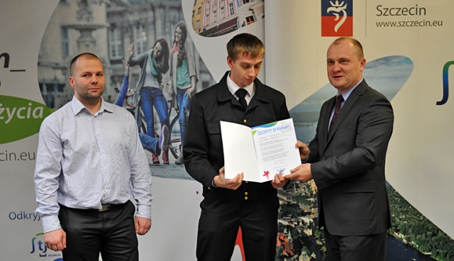 Fot. Łukasz Szełemej [Radio Szczecin] Prezydent wyróżnił najlepszych młodych sportowców ze Szczecina [ZDJĘCIA]