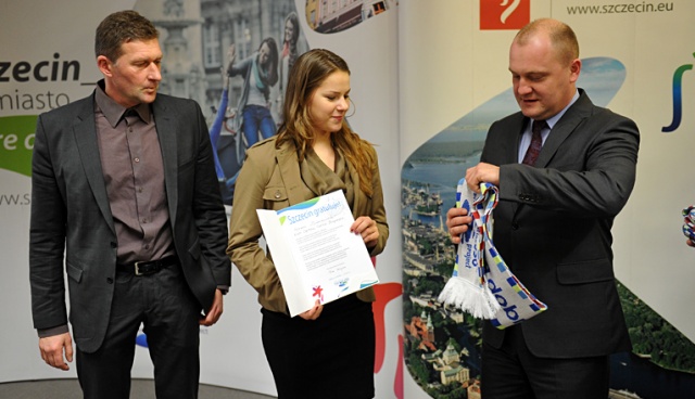 Fot. Łukasz Szełemej [Radio Szczecin] Prezydent wyróżnił najlepszych młodych sportowców ze Szczecina [ZDJĘCIA]