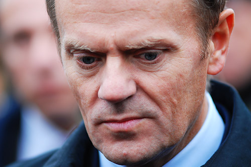 Donald Tusk i Jarosław Gowin będą rywalizować o fotel przewodniczącego Platformy Obywatelskiej. W niedzielę w południe minął termin zgłaszania kandydatur na szefa partii.