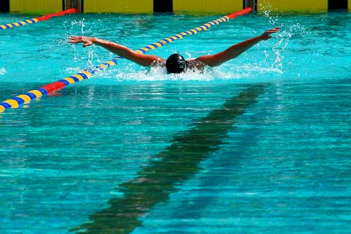 Polak był drugi w finale 200 m stylem motylkowym w Barcelonie. Ustąpił tylko Chadowi le Closowi z RPA.