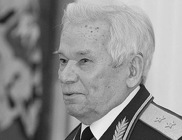Zmarł Michaił Kałasznikow, konstruktor najpopularniejszego na świecie karabinu automatycznego AK-47.