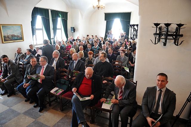 Nagrodzili najlepszych sportowców - fot. Łukasz Szełemej [Radio Szczecin] Marszałek nagrodził naszych sportowców [ZDJĘCIA]