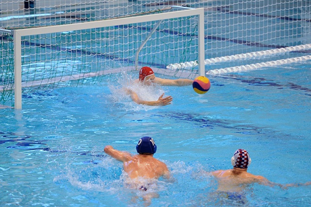 Arkonia Szczecin - WTS Bytom. Fot. Łukasz Szełemej [Radio Szczecin] Nasi waterpoliści górą. I to podwójnie [ZDJĘCIA]