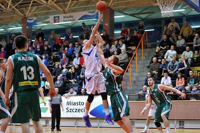 AZS Radex Szczecin - Śląsk Wrocław. Fot. Łukasz Szełemej [Radio Szczecin] Koszykarze AZS-u Radex lepsi od lidera [ZDJĘCIA]