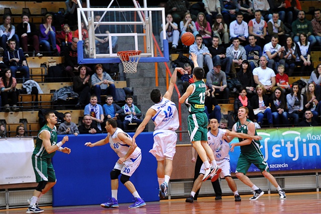 AZS Radex Szczecin - Śląsk Wrocław. Fot. Łukasz Szełemej [Radio Szczecin] Koszykarze AZS-u Radex lepsi od lidera [ZDJĘCIA]