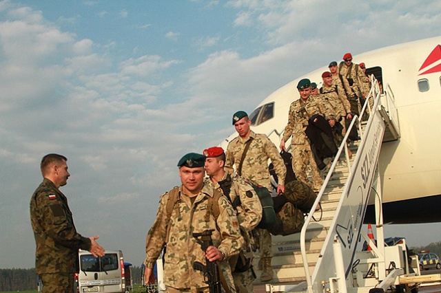 Fot. mat. 12 Brygady Zmechanizowanej Po siedmiu miesiącach wrócili do domu [DUŻO ZDJĘĆ]