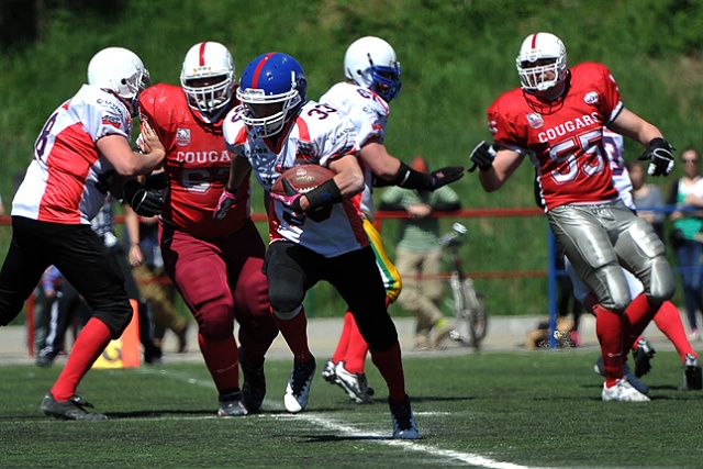 Cougars Szczecin wygrali w sobotę z beniaminkiem rozgrywek Bydgoszcz Raiders 30:0. Fot. Łukasz Szełemej [Radio Szczecin] Pogrom beniaminka w Szczecinie [ZDJĘCIA]