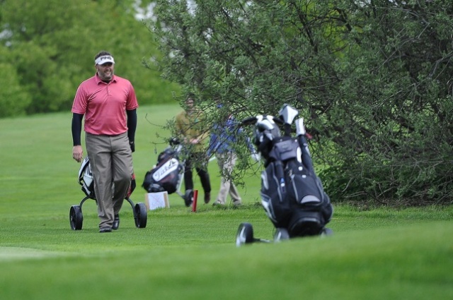 Prawie 50 zawodników z dziewięciu krajów walczy o zwycięstwo w najstarszym zawodowym turnieju golfowym w Polsce. Fot. Łukasz Szełemej [Radio Szczecin] Rozpoczął się najstarszy turniej w Polsce [ZDJĘCIA]