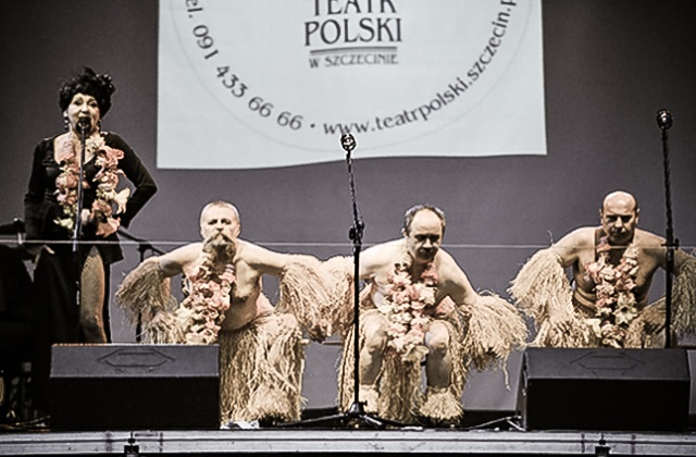 Koncert "Szawuot z Tuwimem" dedykowany był wybitnemu polskiego poecie pochodzenia żydowskiego Julianowi Tuwimowi. Fot. Łukasz Szełemej [Radio Szczecin] Szawuot z Tuwimem [ZDJĘCIA]