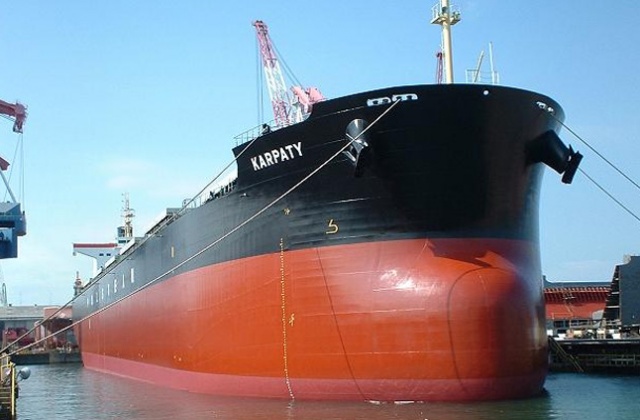 Dziewiczy rejs największego statku PŻM-u