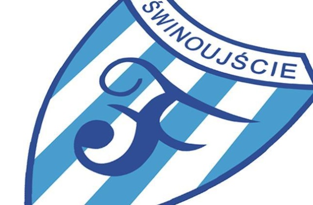 Piłkarze Floty Świnoujście wygrali z Błękitnymi Stargard Szczeciński 2:0 w sparingowym meczu.