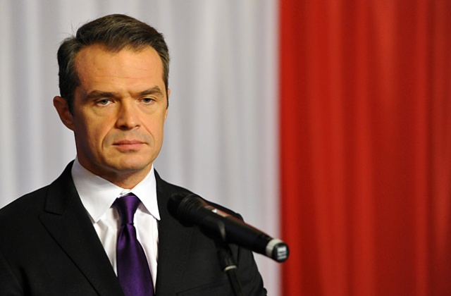 PiS chce zwołania specjalnego posiedzenia sejmowej komisji infrastruktury ws. ewentualnych relacji ministra transportu, Sławomira Nowaka, z firmami zarabiającymi na państwowych kontraktach. Pisał o tym tygodnik Wprost.