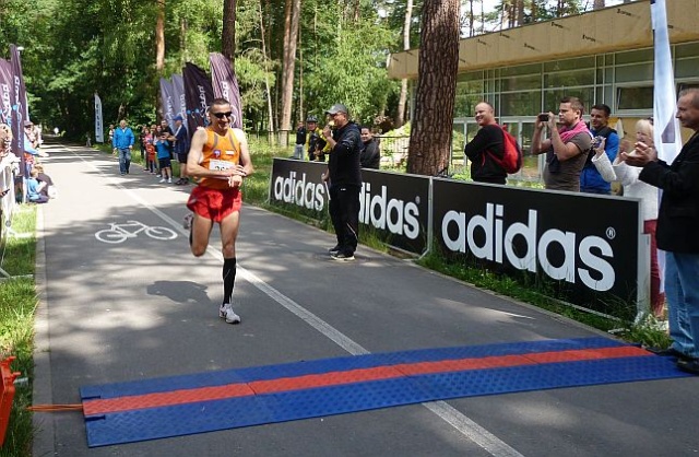 Niespełna 16 minut potrzebował najszybszy zawodnik niedzielnego biegu organizowanego przez szczeciński Runners Club, by pokonać 5 km.