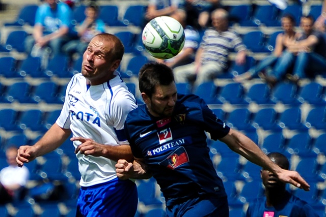 Piłkarze Pogoni Szczecin zremisowali z Flotą Świnoujście 1:1 w sparingowym meczu rozegranym na stadionie przy ulicy Twardowskiego.